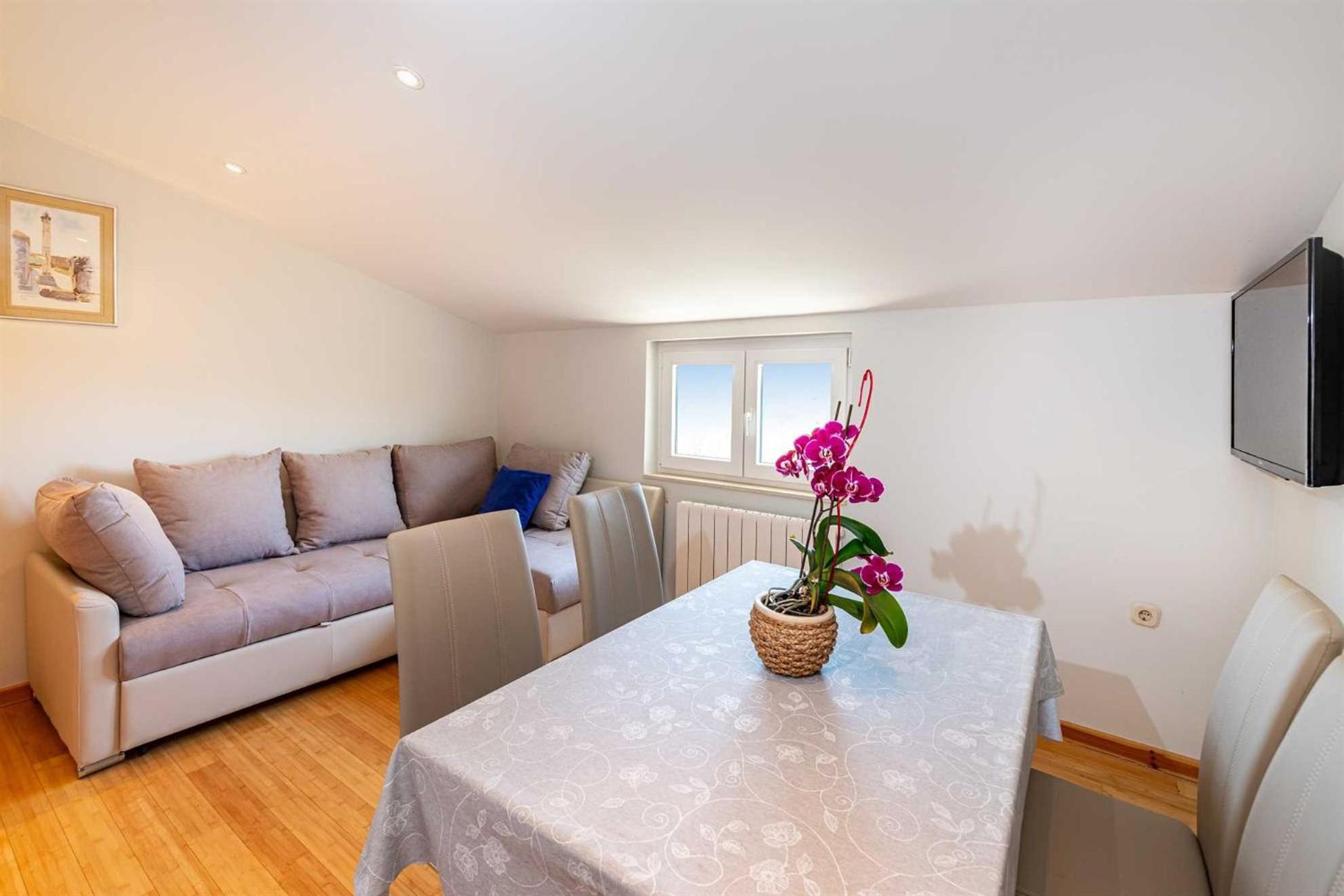 Apartment House Simoni With Pool, Zadar County 프리블라카 외부 사진