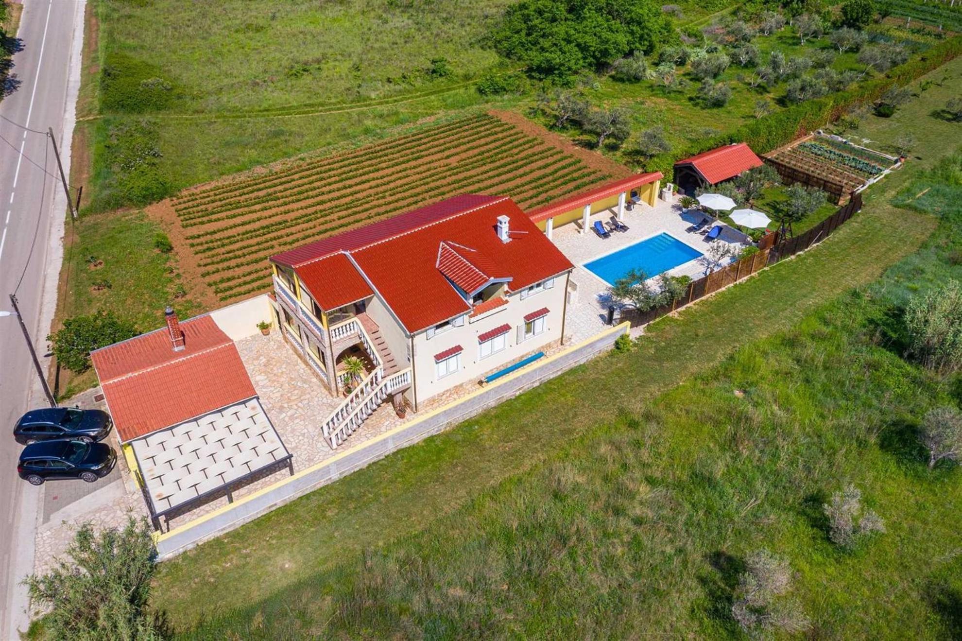 Apartment House Simoni With Pool, Zadar County 프리블라카 외부 사진