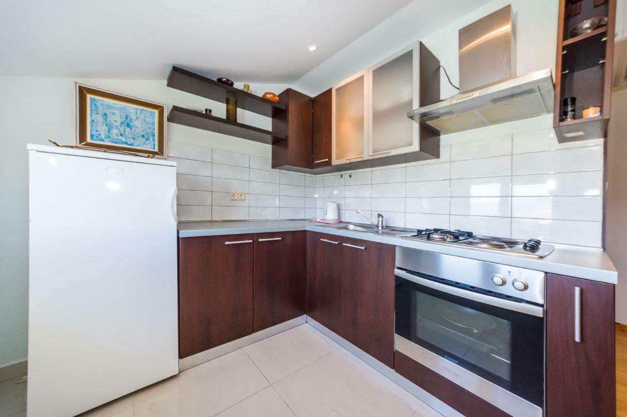 Apartment House Simoni With Pool, Zadar County 프리블라카 외부 사진